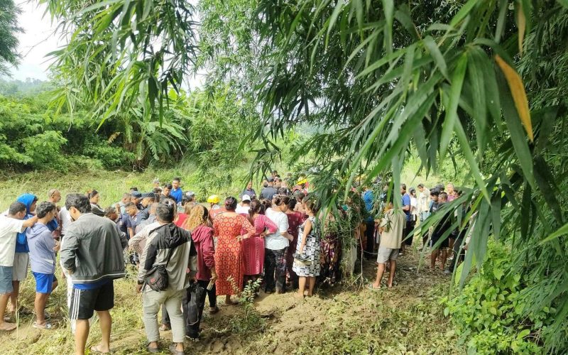 शिक्षाको यात्रामा खोलाको ‘काल’: हेटौंडामा विद्यालयबाट घर फर्किँदै गरेका दुई अबोध छात्राको मृत्यु, एक घाइते, एक अझै बेपत्ता