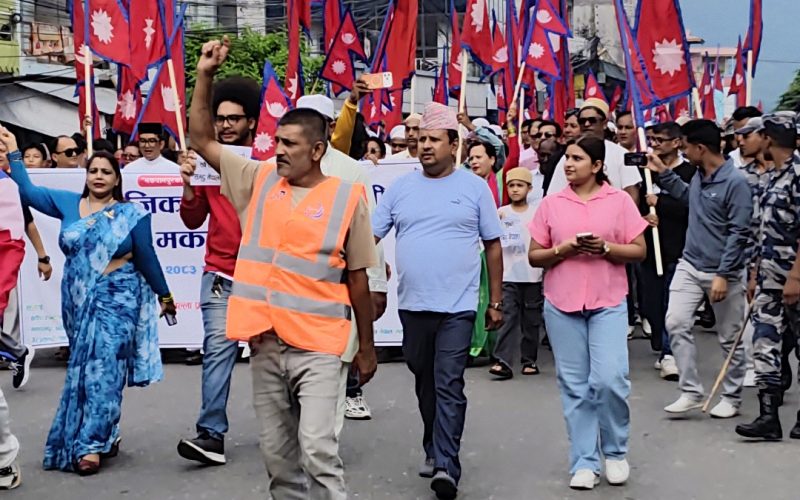 हेटौँडाको सडकमा देखियो अभूतपूर्व एकता: सद्भाव र्‍यालीमा भिक्षुदेखि धर्मगुरुसम्म एकै ठाउँ