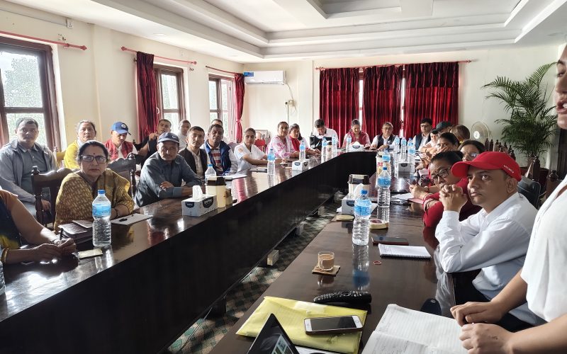 सामुदायिक वनमा महिला अधिकार र आयआर्जन: हेटौँडामा बागमती प्रदेशस्तरीय घनीभूत छलफल