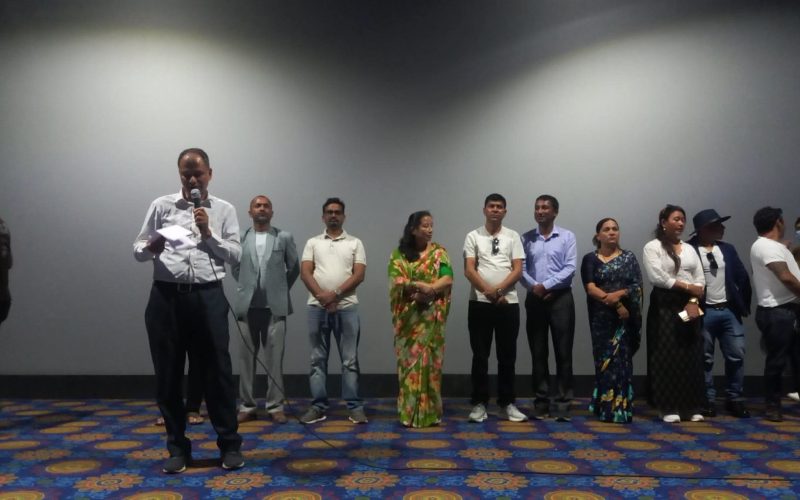 सडक बालबालिकाको सहारा बन्दै ‘लिटल स्टार्स’: हेटौँडामा च्यारिटि शो सम्पन्न