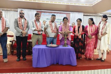 सम्पादक न्यौपाने पुरस्कृत